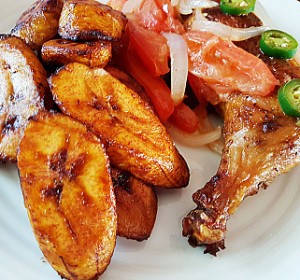 Fried Plantain & Chicken